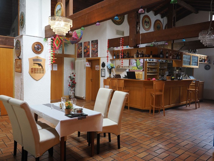 Innenraum Vereinsgaststätte Innenraum